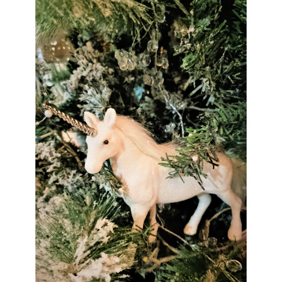 Brad artificial Green cu decoratiuni si instalatie