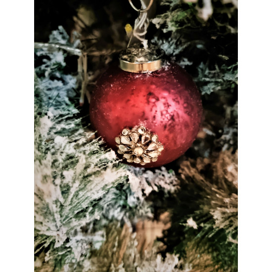 Brad artificial Green cu decoratiuni si instalatie