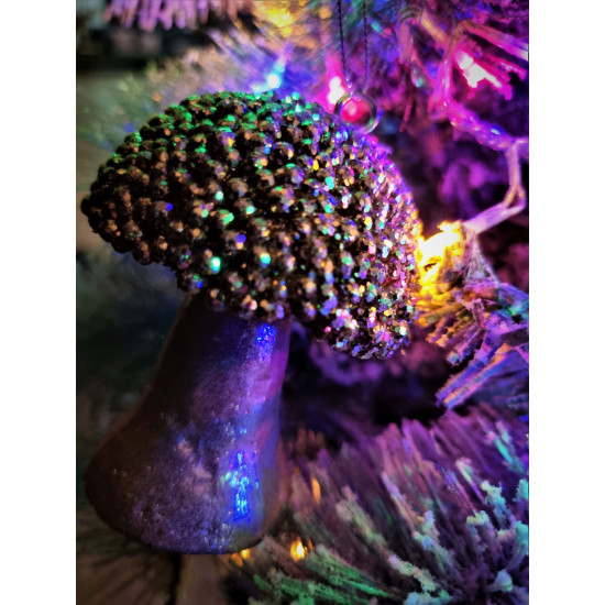 Brad artificial Green cu decoratiuni si instalatie