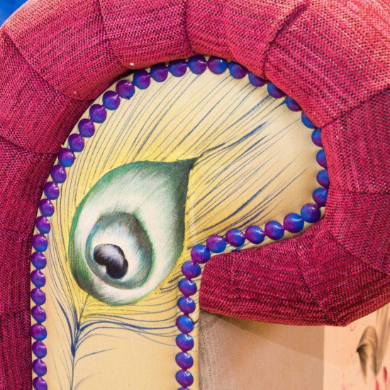 Canapea pictata manual - Mara