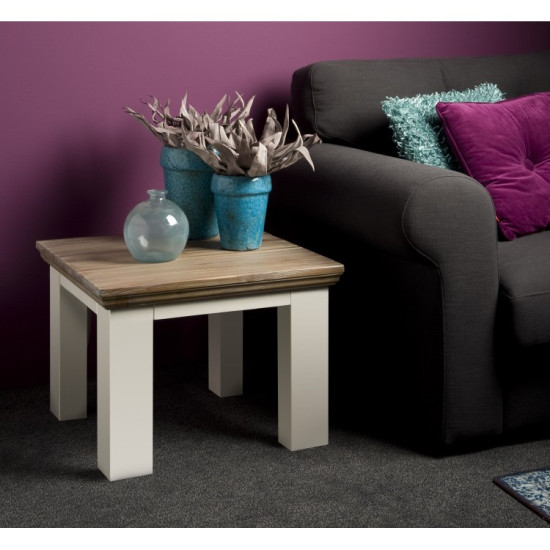 Masa cafea din lemn de rasinos cu picioare patrate, Fleur, 60 cm 